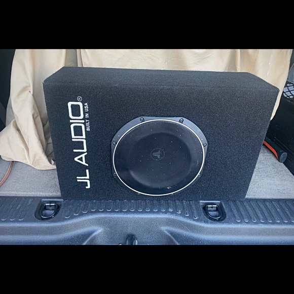 JL AUDIO 10TW1-4 PORTED ENCLOSURE SUBWOOFER - Picture 2 of 7